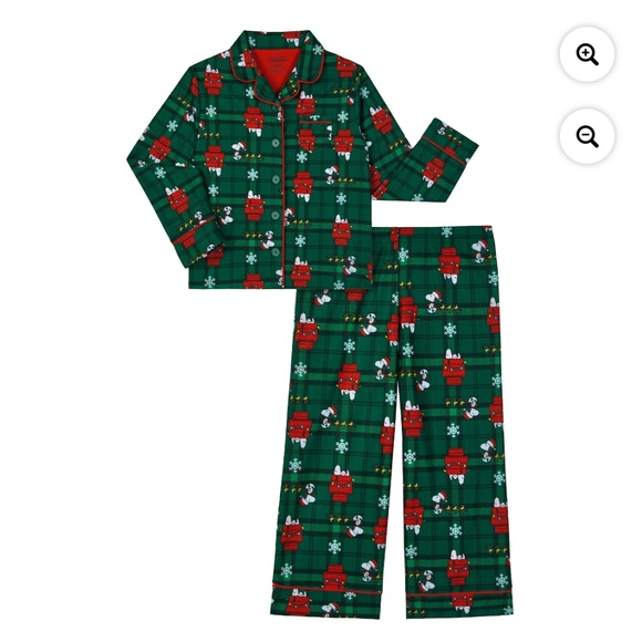 Peanuts Other - Peanuts Snoopy Girls Green Notch 2 PC Pajama Set Size Medium NWT